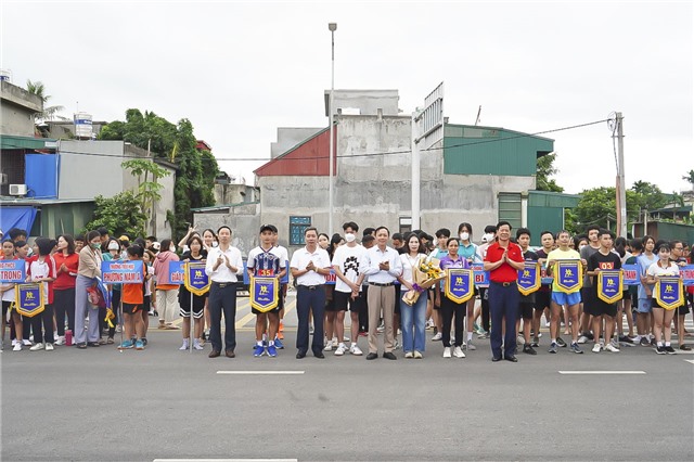 Giải việt dã truyền thống Thành phố Uông Bí lần thứ 30 thành công tốt đẹp