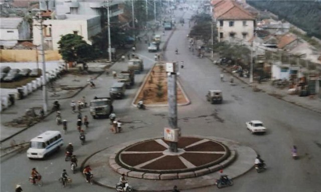 Tỉnh Quảng Ninh được thành lập trên cơ sở hợp nhất tỉnh Hải Ninh và khu Hồng Quảng