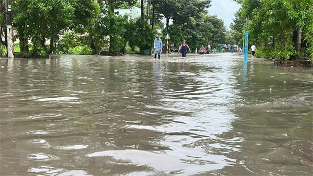 Bắc bộ ngày nắng, chiều tối và đêm có mưa rào, dông vài nơi