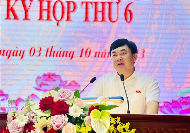 Đoàn đại biểu Quốc hội tiếp xúc cử tri thành phố Uông Bí 