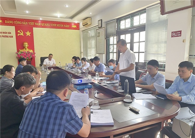 Đồng chí Bùi Văn Thành - PCT UBND Thành phố đối thoại với các hộ dân khu Hiệp An 2