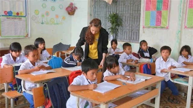 Cùng suy ngẫm: Người thầy cần nêu cao tấm gương ứng xử chuẩn mực với học trò