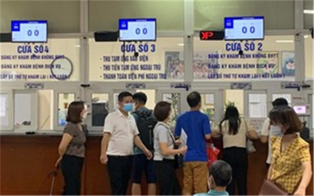 Nhiều đổi mới trong thủ tục khám chữa bệnh BHYT