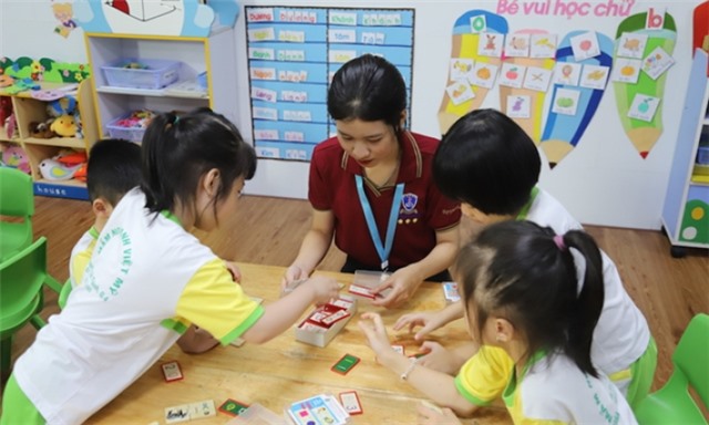 Sẽ điều chỉnh tăng mức phụ cấp ưu đãi đối với giáo viên tiểu học và giáo viên mầm non