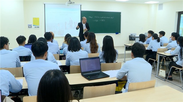 Kỷ niệm 41 năm Ngày Nhà giáo Việt Nam 20/11 (1982-2023): Chuyển biến mạnh mẽ về giáo dục - đào tạo