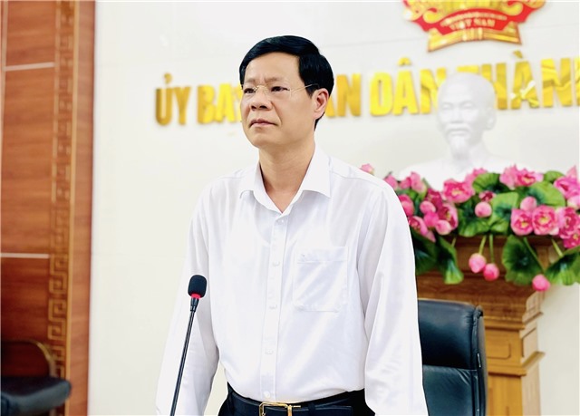 UBND thành phố giao ban thường kỳ