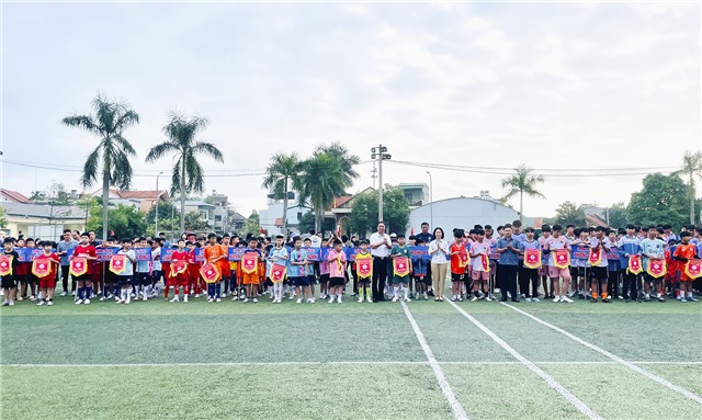 Khai mạc Giải bóng đá học sinh TH, THCS và THPT - Hội khoẻ Phù Đổng thành phố Uông Bí lần thứ XI năm 2023, 2024