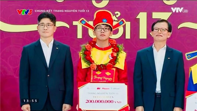 Phan Tuấn Tú, học sinh trường THCS Trần Quốc Toản dành chiến thắng trong cuộc thi Daesang Trạng Nguyên tuổi 13