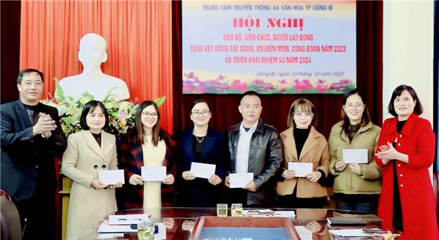 Trung tâm Truyền thông và Văn hóa thành phố: Hội nghị cán bộ, viên chức, người lao động; tổng kết công tác Đảng, chuyên môn, công đoàn năm 2023, triển khai nhiệm vụ năm 2024