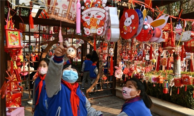 Trung Quốc ghi nhận hơn 83.000 ca tử vong do Covid-19 sau 2 tháng nới lỏng phòng dịch