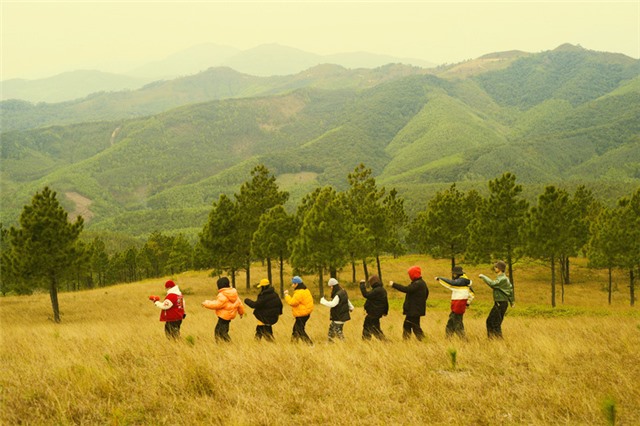 Đồi Phượng Hoàng tuyệt đẹp trong MV hot của Đen Vâu