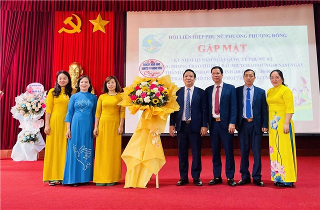 Gặp mặt kỷ niệm 113 năm Ngày Quốc tế phụ nữ 8/3, phát động phong trào thi đua đặc biệt chào mừng 60 năm thành lập tỉnh Quảng Ninh