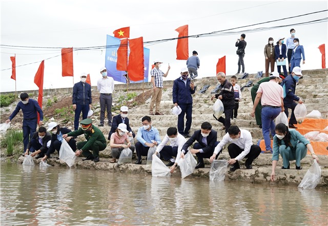 Thành phố Uông Bí triển khai chống khai thác thủy sản bất hợp pháp, không báo cáo, không theo quy định (IUU) trên địa bàn