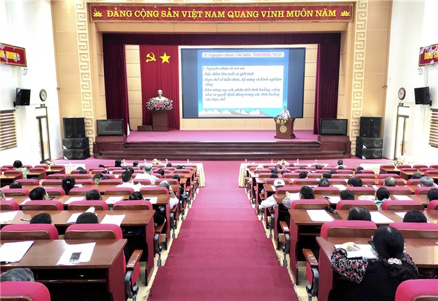 Hội nghị tập huấn kỹ năng nghiệp vụ công tác bảo vệ chăm sóc trẻ em  cho cán bộ thôn khu