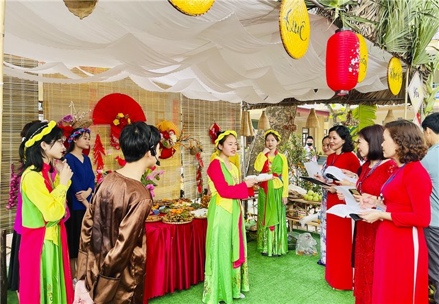 Ngoại khoá: Thanh thiếu nhi vui khỏe, tiến bước lên đoàn; Hội chợ quê và các trò chơi dân gian tại Trường TH & THCS Nam Khê 