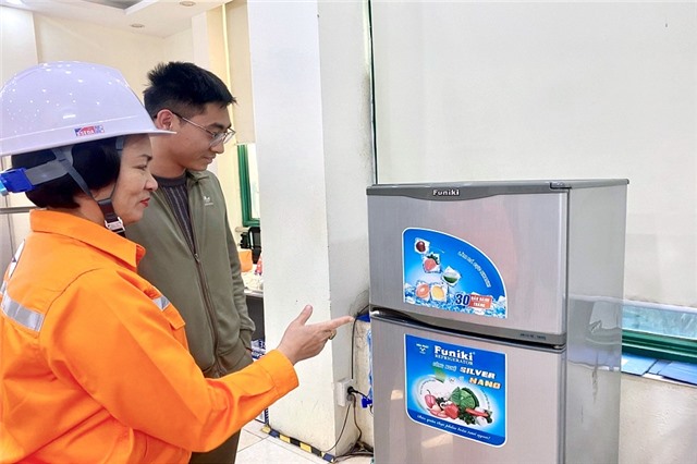 Để tiết kiệm điện thành thói quen trong 365 ngày