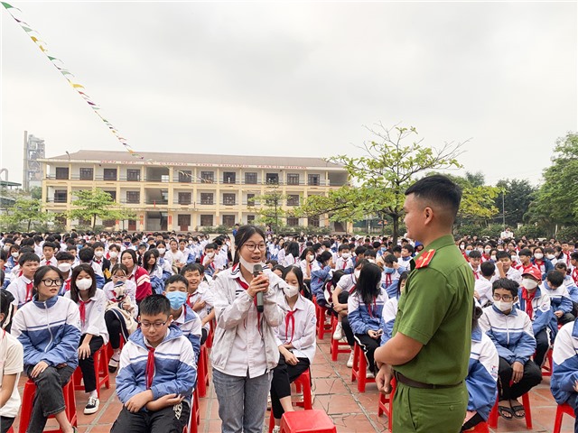 Chương trình ngoại khóa tuyên truyền phòng chống bạo lực học đường và phòng tránh xâm hại cho trẻ em, học sinh tại Trường THCS Phương Nam