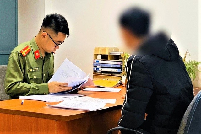 Báo chốt CSGT trên mạng xã hội, nam thanh niên bị phạt 7,5 triệu đồng