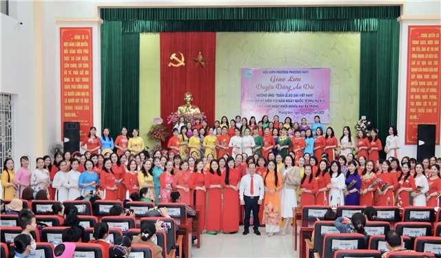 Hội LHPN phường Phương Nam giao lưu duyên dáng áo dài  hưởng ứng “Tuần lễ áo dài Việt Nam”