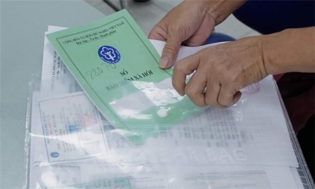 Kiến nghị cấm mua bán sổ bảo hiểm xã hội