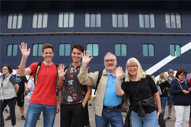 Hạ Long lọt top 10 điểm đến được tìm kiếm nhiều nhất cho kỳ nghỉ lễ 30/4