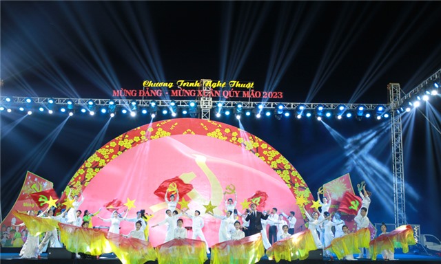 Triển lãm sách, không gian du lịch Quảng Ninh và biểu diễn văn hóa nghệ thuật đường phố từ ngày 28/4 đến 1/5