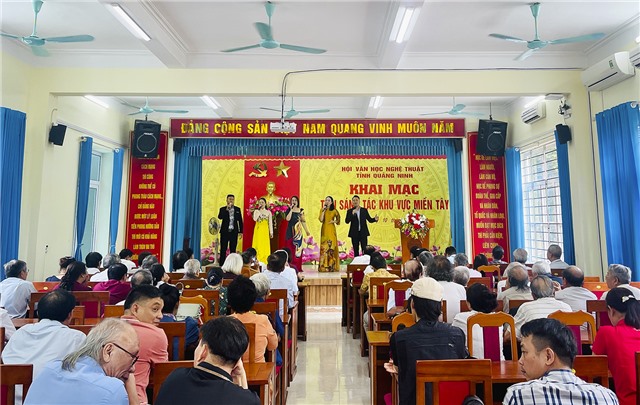 Khai mạc Trại sáng tác khu vực miền Tây