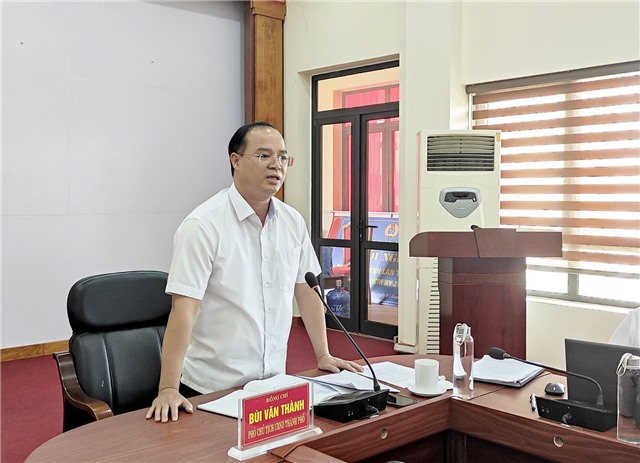 Đối thoại với các hộ dân khiếu nại Quyết định thu hồi đất để phục vụ công tác bồi thường, hỗ trợ GPMB công trình nhà văn hoá, trường mầm non và khu xen cư tại khu Tân Lập 1, phường Phương Đông