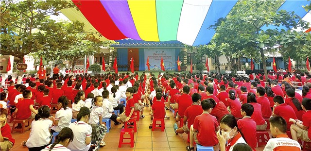 Trường Tiểu học Lý Thường Kiệt tổ chức ngoại khóa Tuyên truyền tiết kiệm năng lượng, phòng chống đuối nước, tai nạn thương tích, tiết kiệm năng lượng năm học 2022-2023