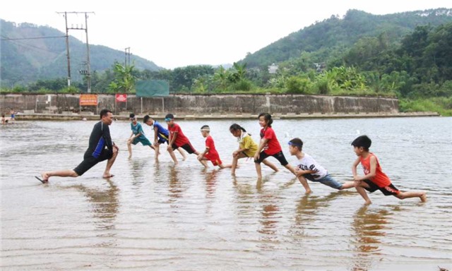 Tăng cường sự lãnh đạo của Đảng đối với công tác bảo đảm TTATGT, phòng, chống tai nạn thương tích và đuối nước