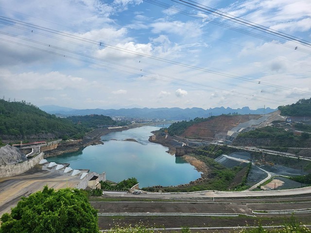 Lưu lượng nước về các hồ thủy điện miền Bắc tăng, tình hình cấp điện được cải thiện