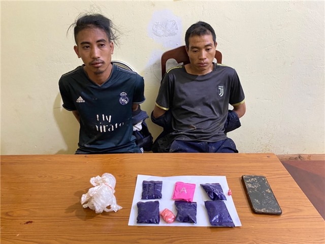 2 đối tượng người Lào mang hơn 1.200 viên ma túy sang Việt Nam bán kiếm lời