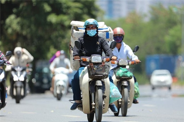 Bắc Bộ ngày nắng nóng, chiều tối và đêm có mưa dông