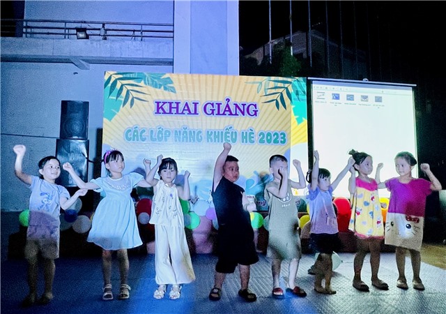 Khai giảng các lớp năng khiếu hè 2023