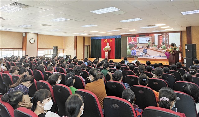 Hội LHPN tỉnh Quảng Ninh - Hội nghị truyền thông bảo vệ môi trường và phòng ngừa, ứng phó với tội phạm lừa đảo trên không gian mạng