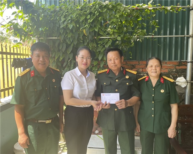 Nhiều hoạt động thiết thực hướng tới kỷ niệm 76 năm Ngày Thương binh liệt sĩ trên địa bàn phường Nam Khê