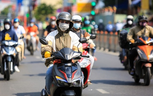 Thời tiết hôm nay 25/7: Nắng nóng tiếp tục kéo dài ở miền Bắc