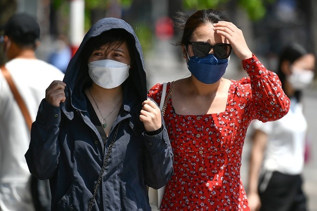 Thời tiết hôm nay 26/7: Miền Bắc tiếp tục nắng nóng oi bức