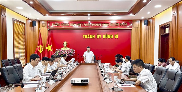 Hội nghị Ban Thường vụ Thành uỷ
