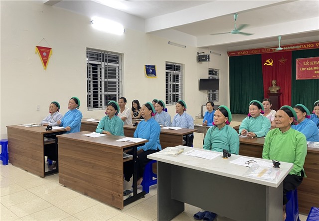 Để mọi người dân được hưởng thành quả phát triển