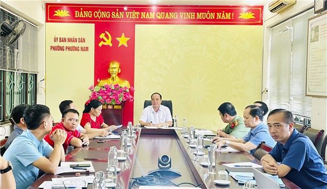 Đối thoại giải quyết đề nghị, kiến nghị hộ gia đình ông Trần Văn Trọng - bà Bùi Thị Hồng, khu Hiệp An 2, phường Phương Nam