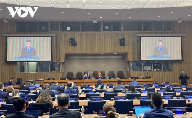 Việt Nam kêu gọi loại bỏ hoàn toàn vũ khí hạt nhân