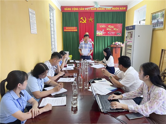 Đoàn giám sát HĐND thành phố làm việc tại Trung tâm Dịch vụ kỹ thuật nông nghiệp về việc chấp hành các quy định trong quản lý và sử dụng tài sản tại một số cơ quan, đơn vị trên địa bàn thành phố, giai đoạn 2020-2022