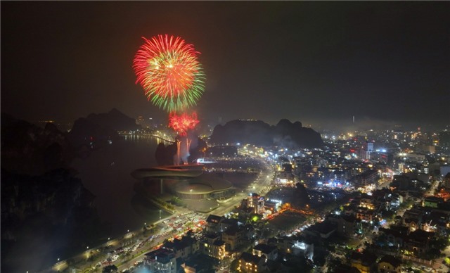 Quảng Ninh: 15 điểm bắn pháo hoa đêm giao thừa Tết Giáp Thìn 2024