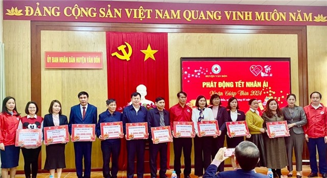 Để nhân dân đón Tết đủ đầy, yên vui