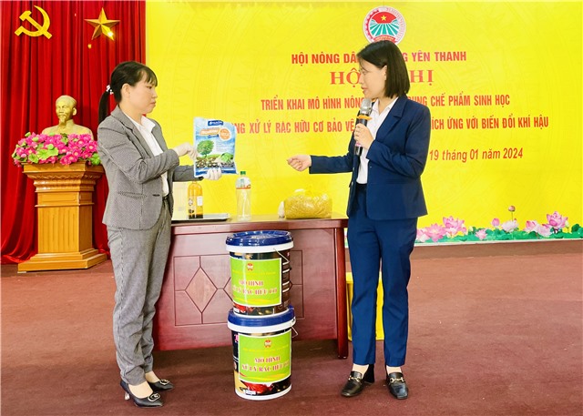 Hội Nông dân phường Yên Thanh triển khai mô hình Nông dân ứng dụng chế phẩm sinh học trong xử lý rác hữu cơ bảo vệ môi trường và thích ứng với biến đổi khí hậu
