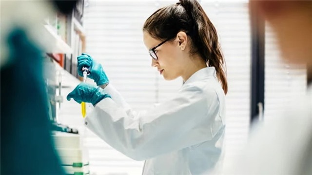 Phát hiện kháng sinh mới có khả năng tiêu diệt vi khuẩn kháng thuốc mạnh