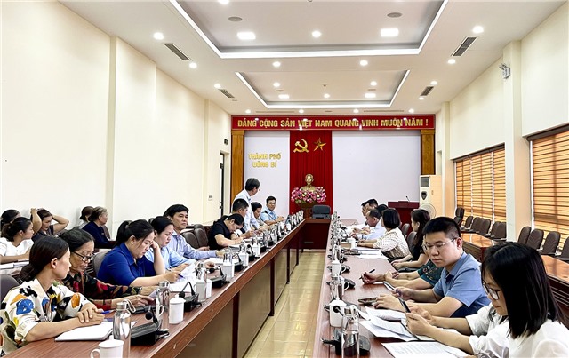 Lấy ý kiến phản biện xã hội đối với Dự thảo Nghị quyết quy định một số chính sách dân số trong tình hình mới 