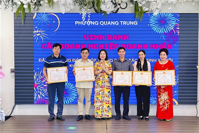 Phường Quang Trung gặp mặt kỷ niệm 20 năm ngày doanh nhân Việt Nam