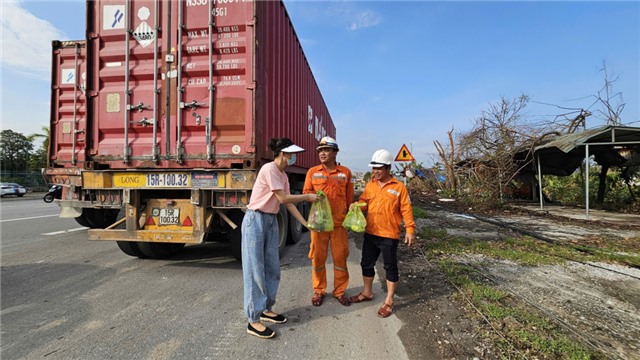 Những tấm lòng thơm thảo